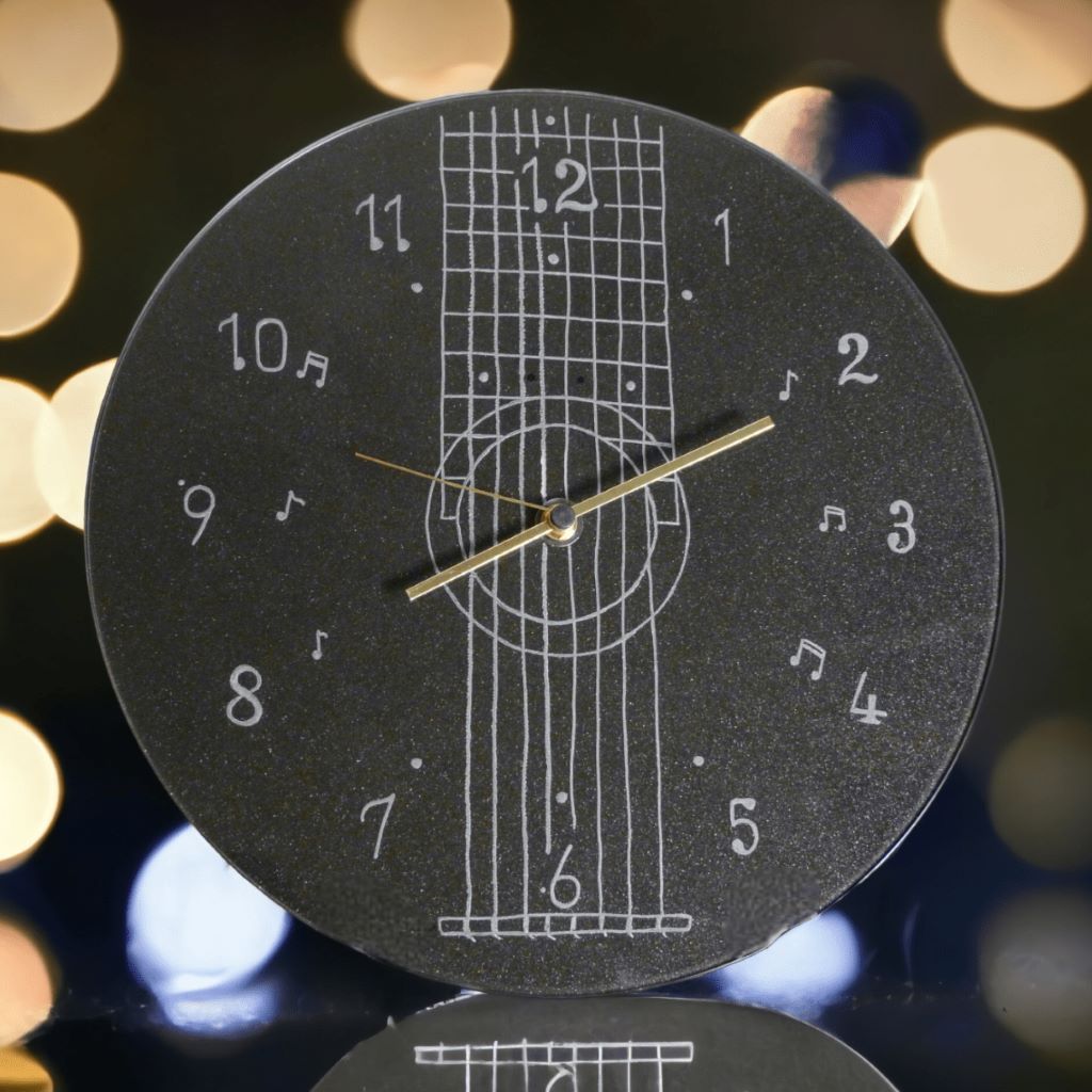horloge verre Banjo musique toulouse Colomiers rodez